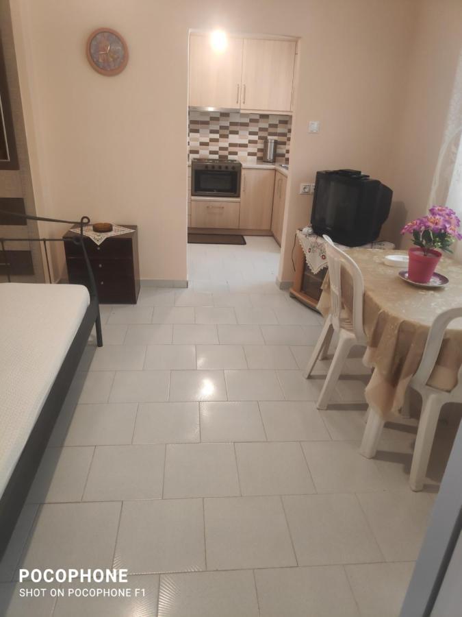 קמנה וורלה Κεντρικό, Άνετο Και Ζεστό Διαμέρισμα מראה חיצוני תמונה