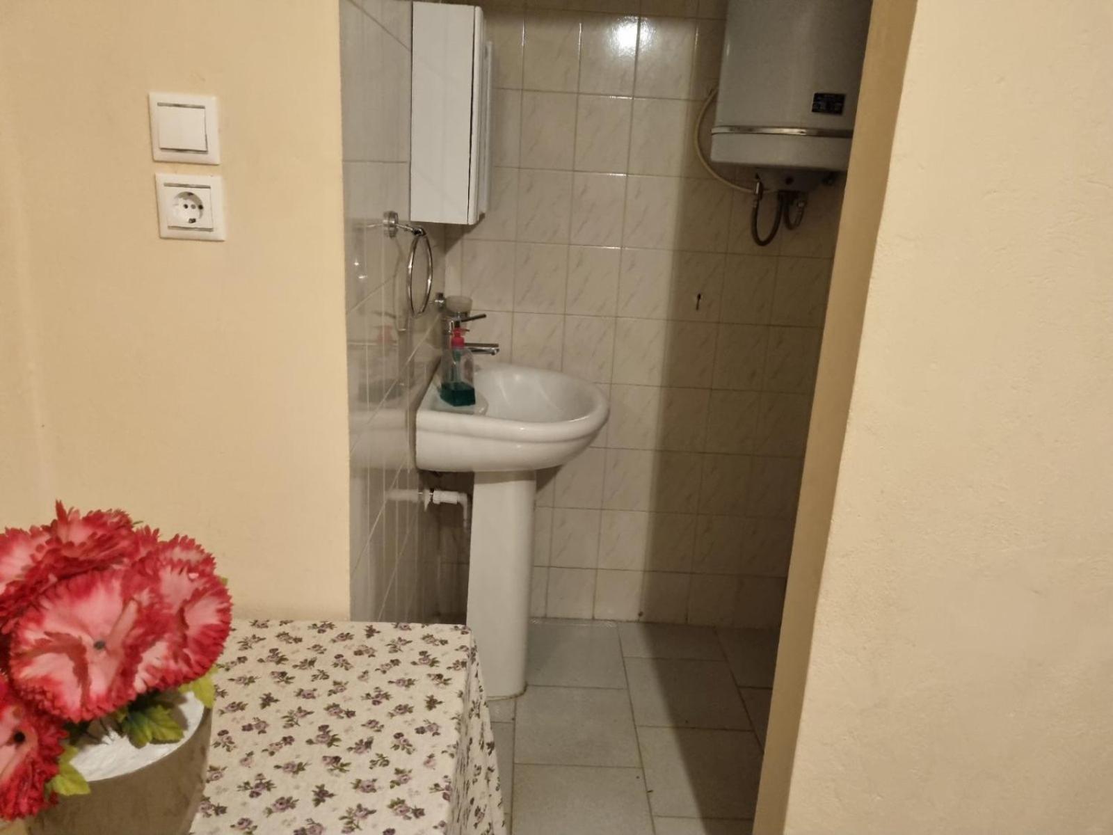 קמנה וורלה Κεντρικό, Άνετο Και Ζεστό Διαμέρισμα מראה חיצוני תמונה